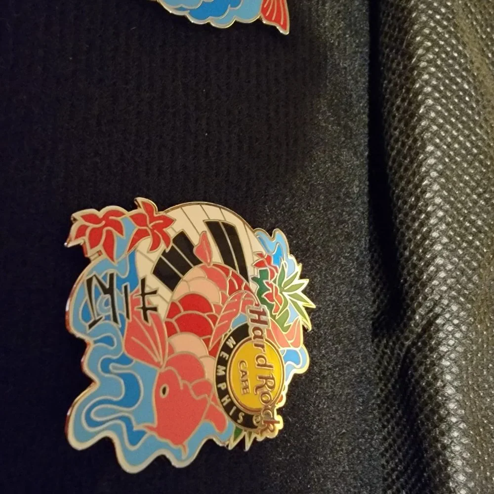 Pins - Picture 13 of 16